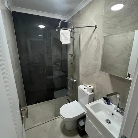 Cam Hotel Edremit (Balikesir)