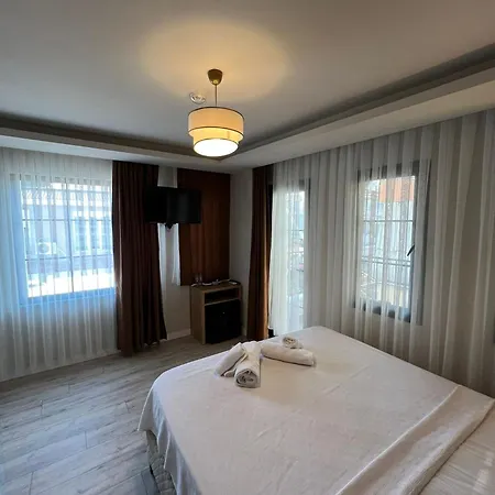 Cam Hotell